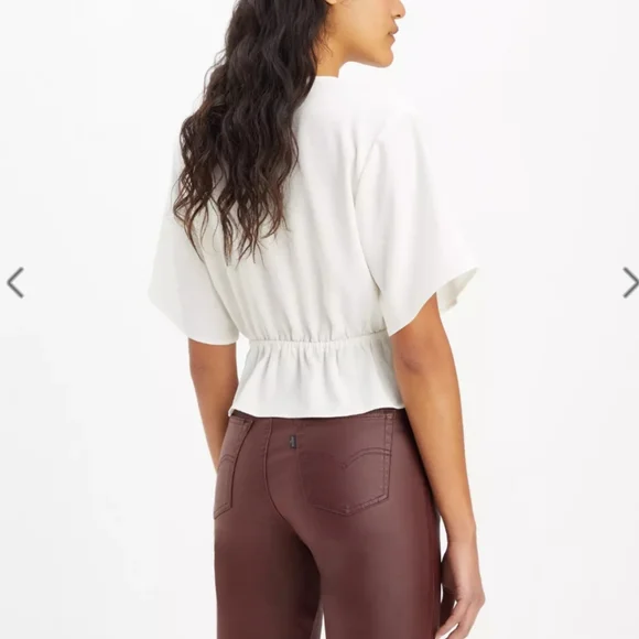 Women's Levi's Lisa Blouse - Relaxed Fit Light & Airy - Size Small - Retail $55 - Picture 2 of 6